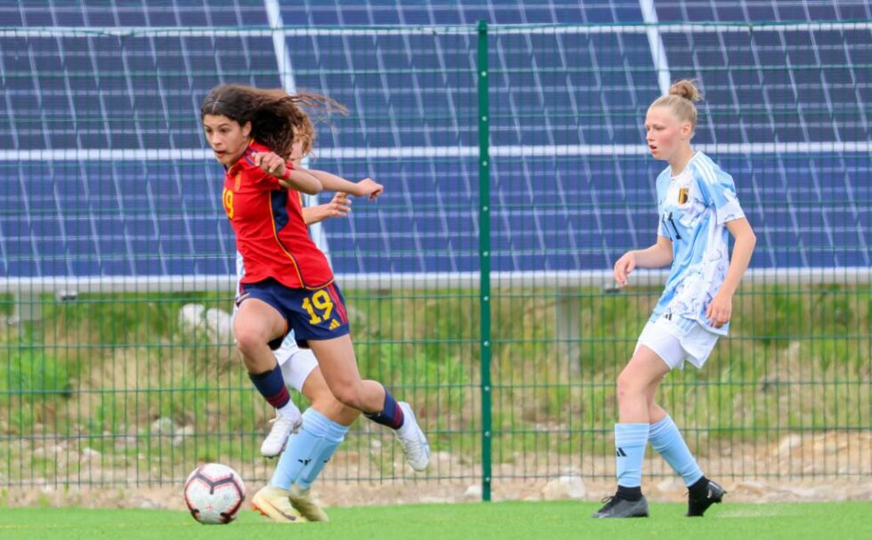 Anna Quer con solo 14 años debuta con la Selección Española sub 16